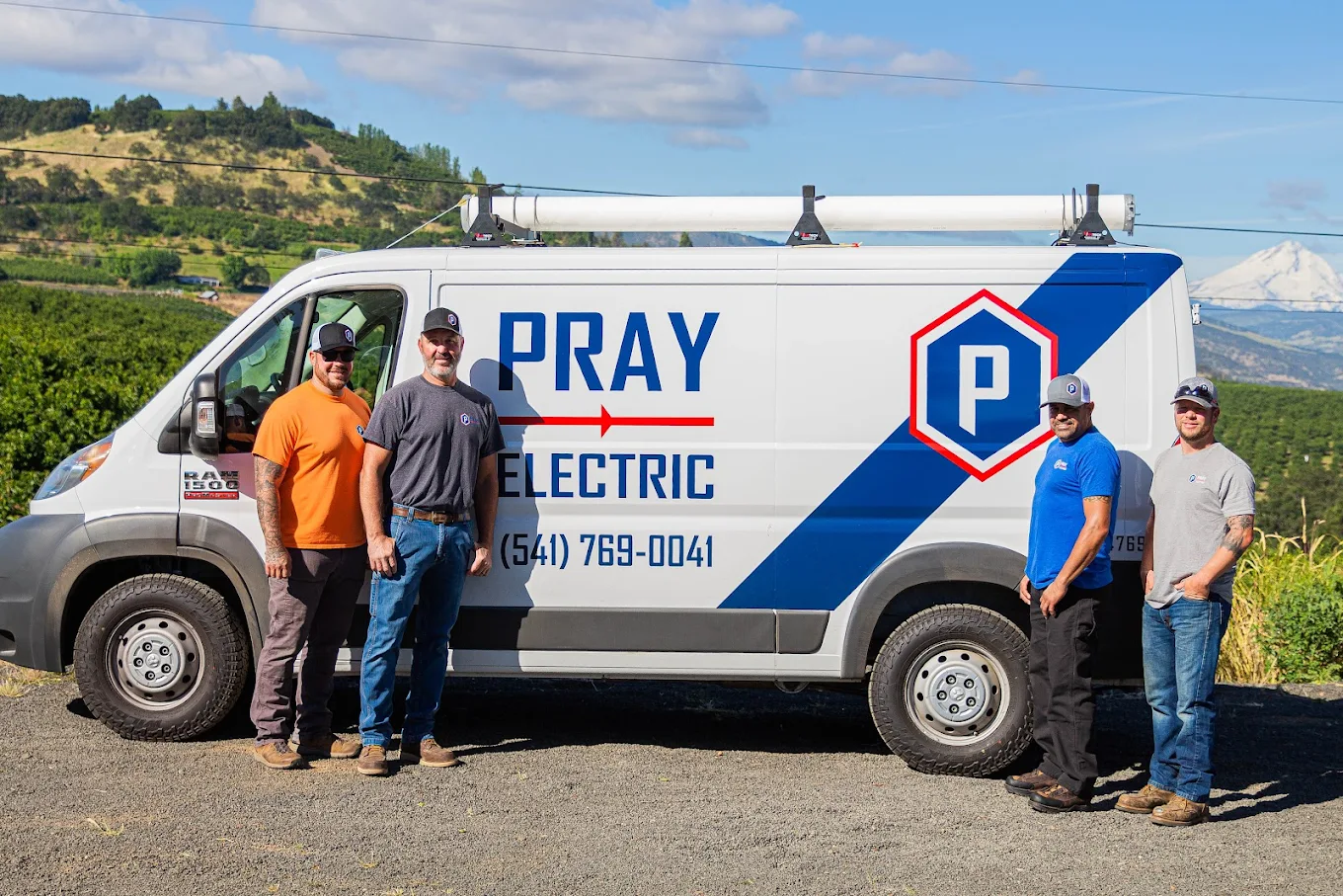 Pray Electric logo